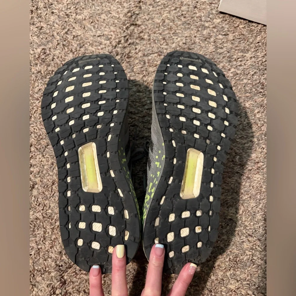 Women’s Adidas Ultra boost Gray Knit Training Sneakers - Picture 5 of 6